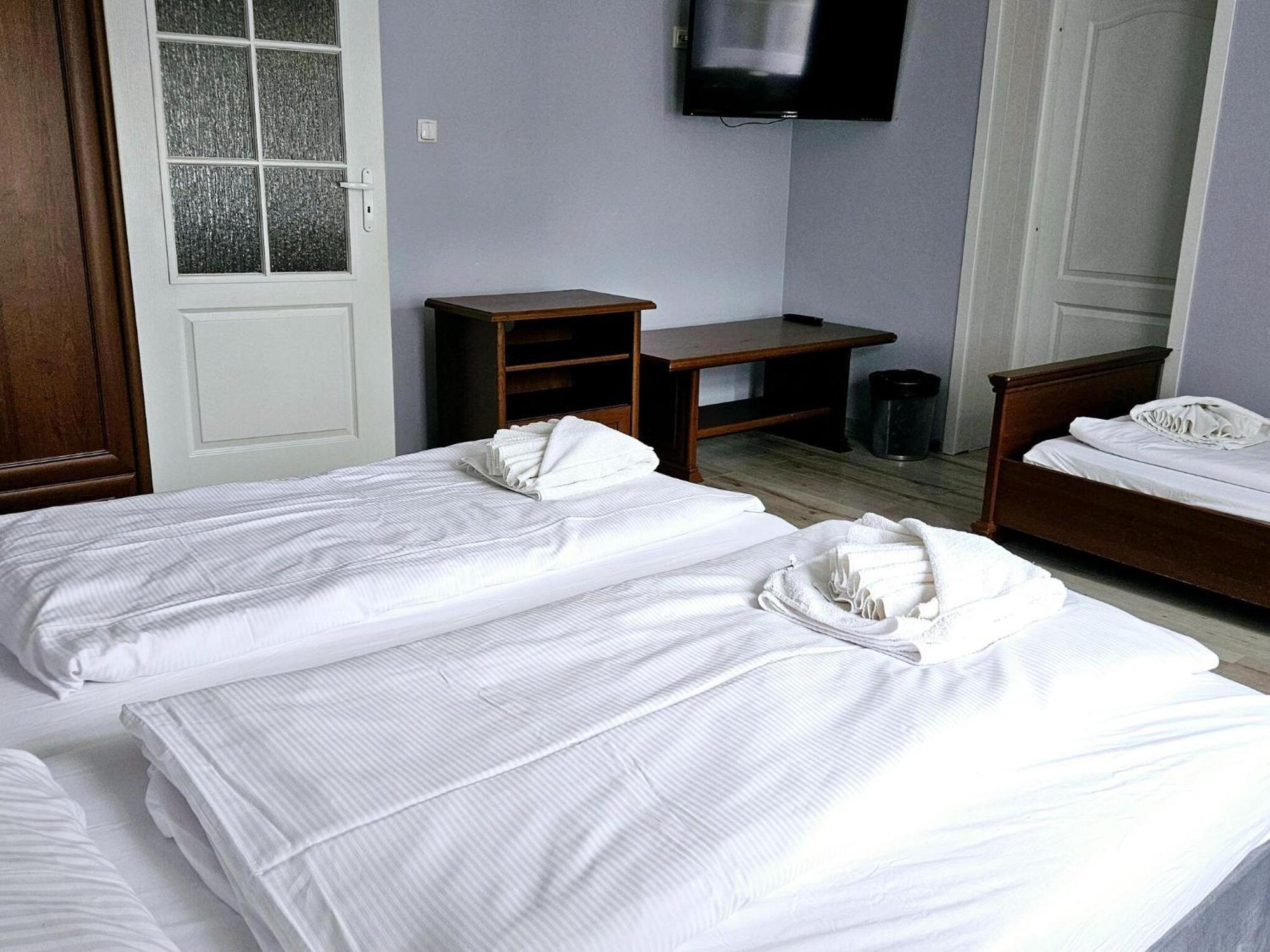 Holiday Home In Kolczewo With The Private Pool 220 Qm エクステリア 写真