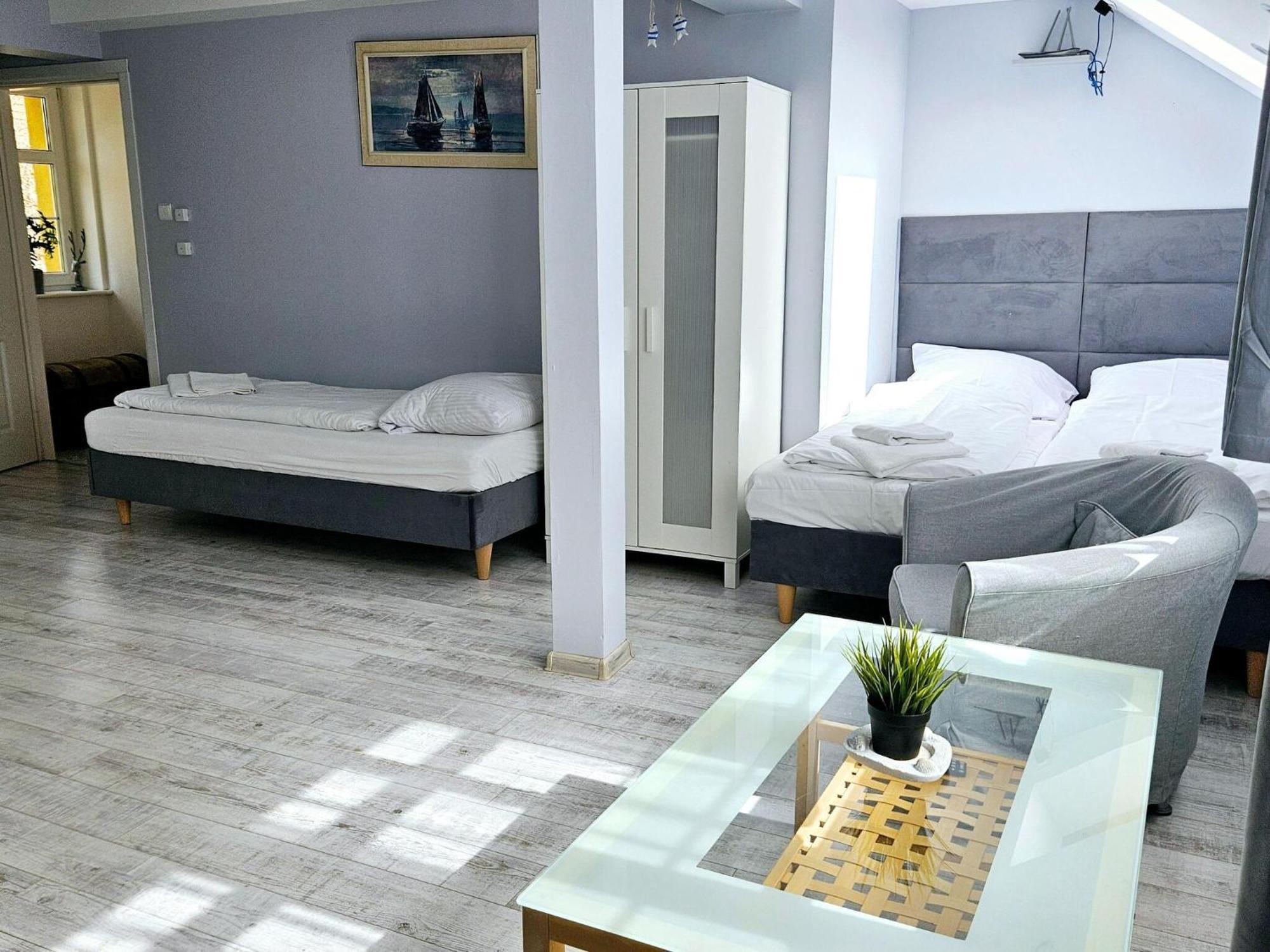 Holiday Home In Kolczewo With The Private Pool 220 Qm エクステリア 写真